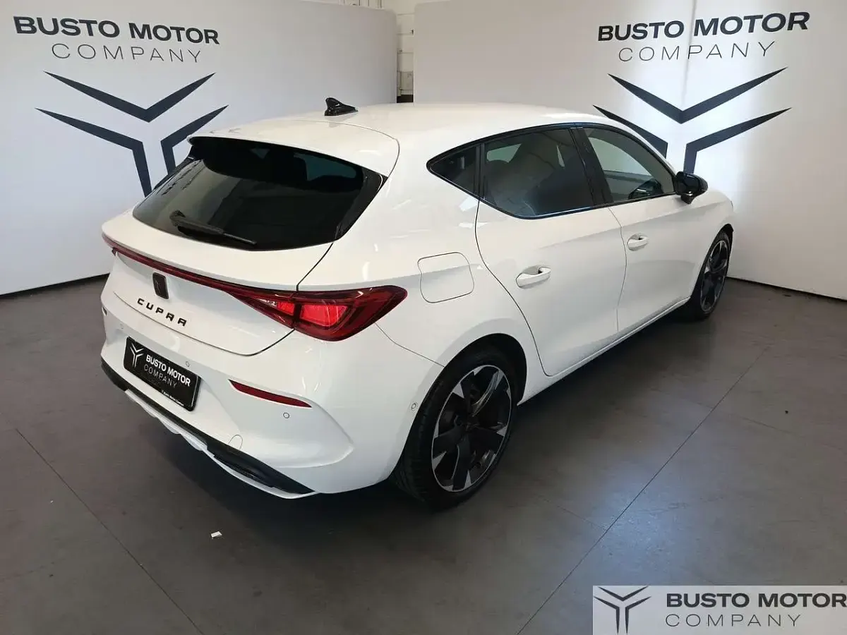 Usata Cupra Leon 150 CV (110 kW) 2023 Bianco Berlina