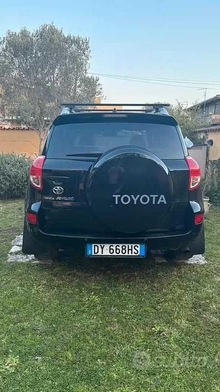 Usata Toyota RAV4 177 CV (130 kW) 2009 Nero SUV