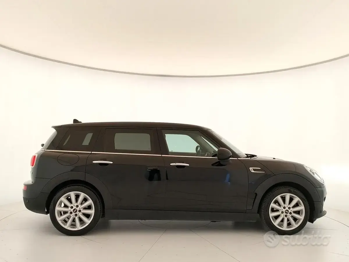 Usata Mini Cooper Clubman Hype 136 CV (100 kW) 2016 Nero Station wagon