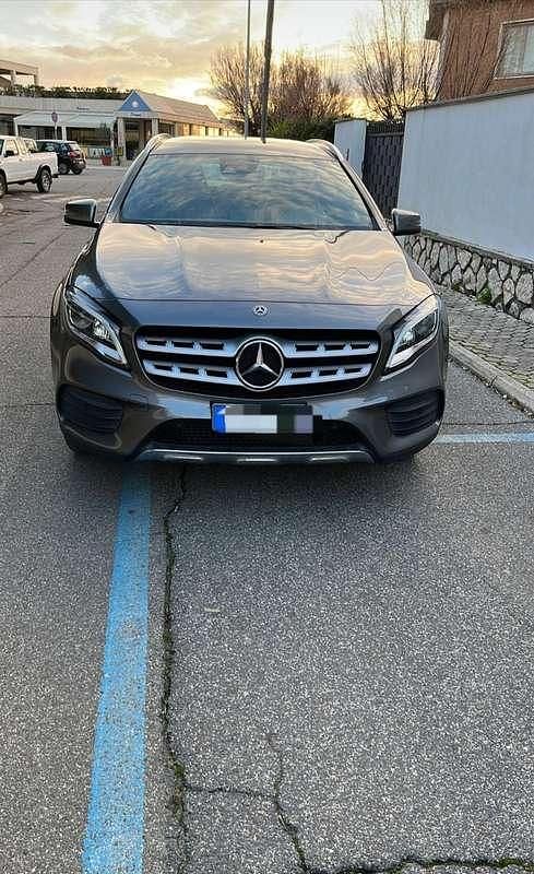 Usata Mercedes GLA200 Premium 136 CV (100 kW) 2017 SUV