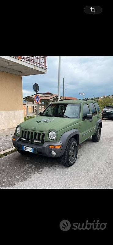 Second-hand Jeep Cherokee 116 CP (85 kW) 2002 Verde SUV