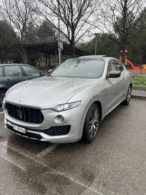 Usata Maserati Levante 275 CV (202 kW) 2017 SUV