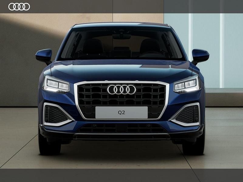 Nuova Audi Q2 Advanced Plus 150 CV (110 kW) 2026 Blu navarra metallizzato SUV