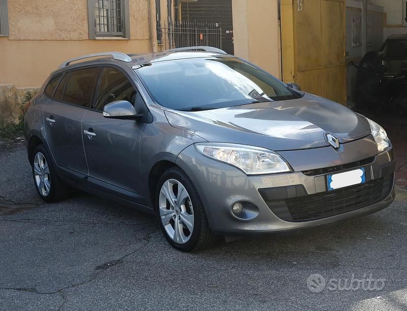 Usata Renault Mégane GT Line GT-Line 110 CV (80 kW) 2011 Grigio Station wagon