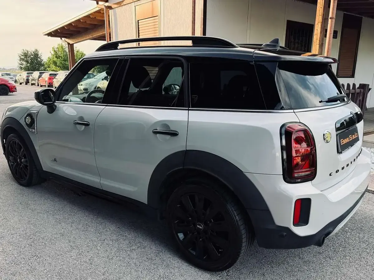 Usata Mini Cooper Countryman Essential 125 CV (91 kW) 2023 Grigio SUV