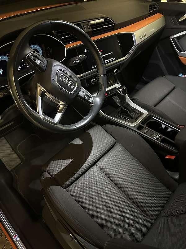 Usata Audi Q3 Sportback Ambiente 150 CV (110 kW) 2021 Arancione SUV