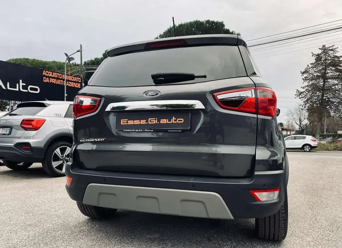 Usata Ford Ecosport Titanium 125 CV (91 kW) 2022 Grigio SUV