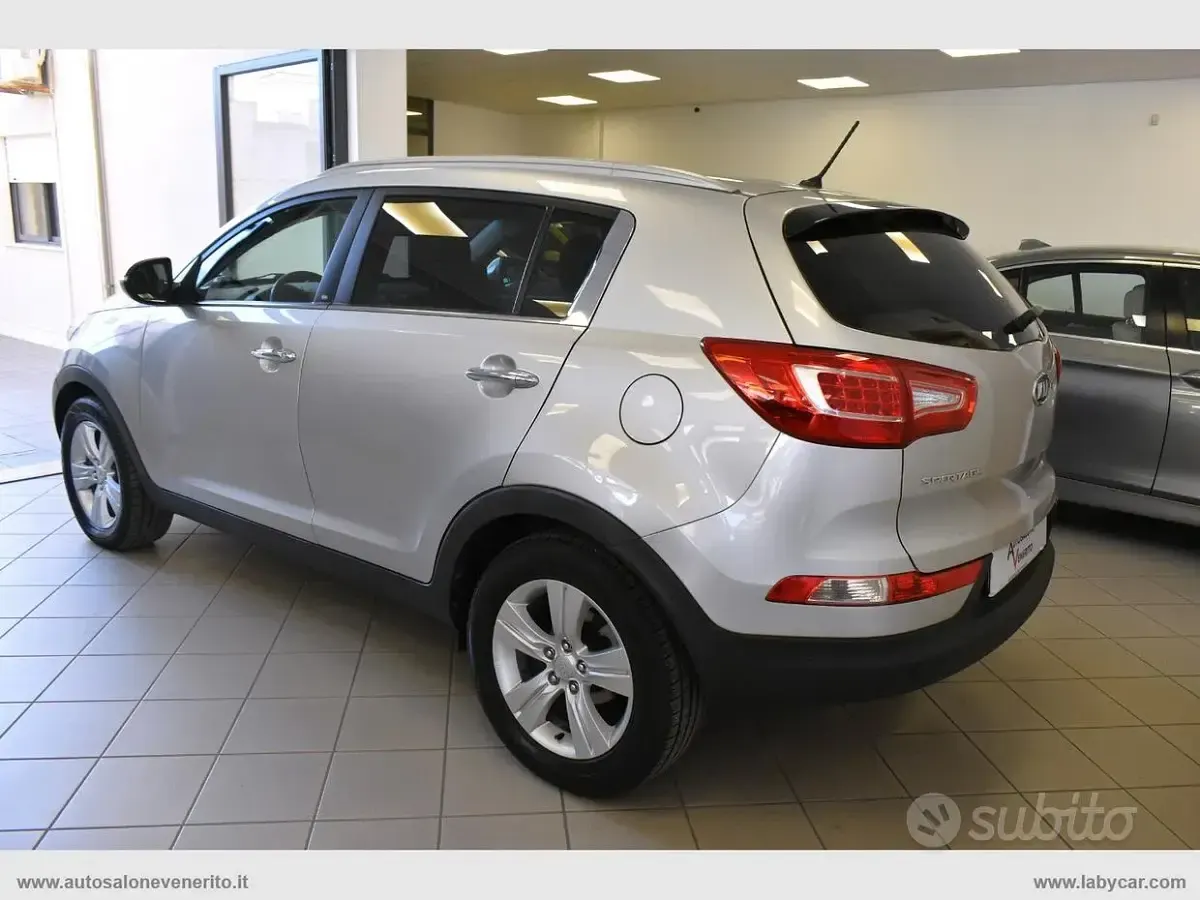 Usata Kia Sportage 116 CV (85 kW) 2011 Argento SUV