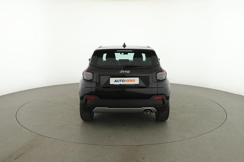 Usata Jeep Avenger Altitude 101 CV (74 kW) 2024 Nero SUV