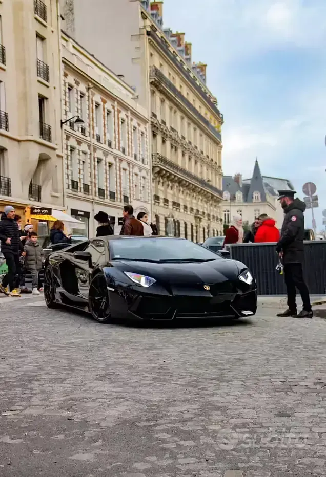 Usata Lamborghini Aventador 700 CV (514 kW) 2015 Cabrio