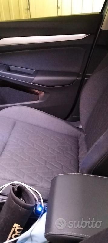 Nuova VW Golf VIII 2025 Grigio Berlina