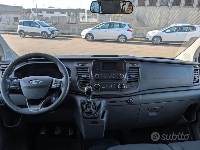Usata Ford Tourneo Trend 131 CV (96 kW) 2019 Grigio Monovolume