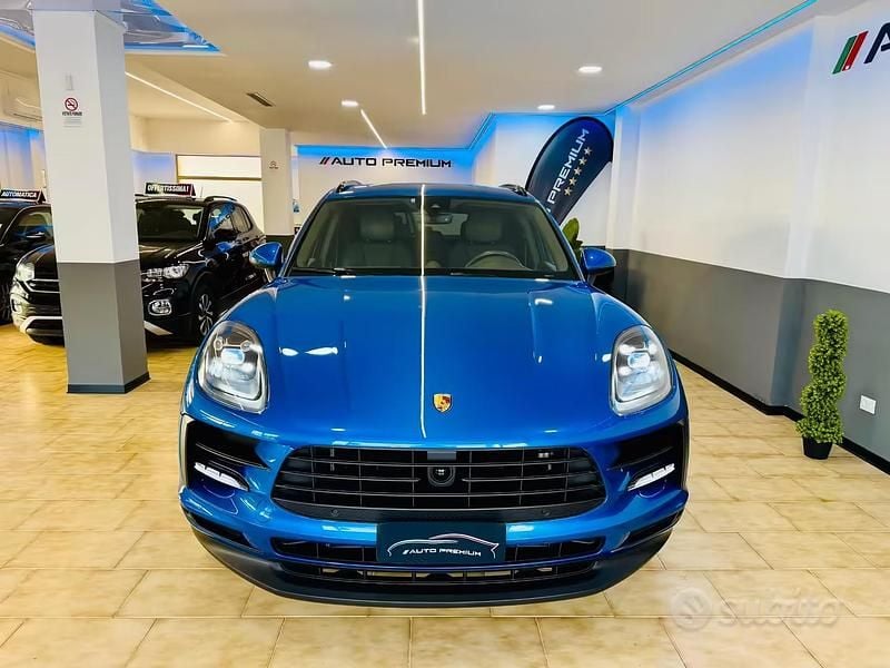 Usata Porsche Macan Chrono 245 CV (180 kW) 2019 Blu SUV