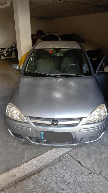 Usata 2005 Opel Corsa | 1500 € (Ottimo prezzo) - Immagine 1/4