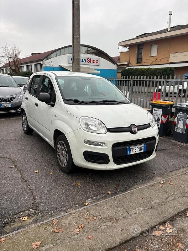 Usata Fiat Panda Easy 69 CV (50 kW) 2018 Bianco Utilitaria