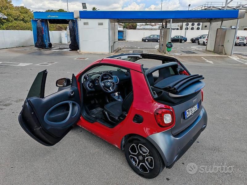 Usata Smart ForTwo Cabrio 71 CV (52 kW) 2018 Grigio Cabrio
