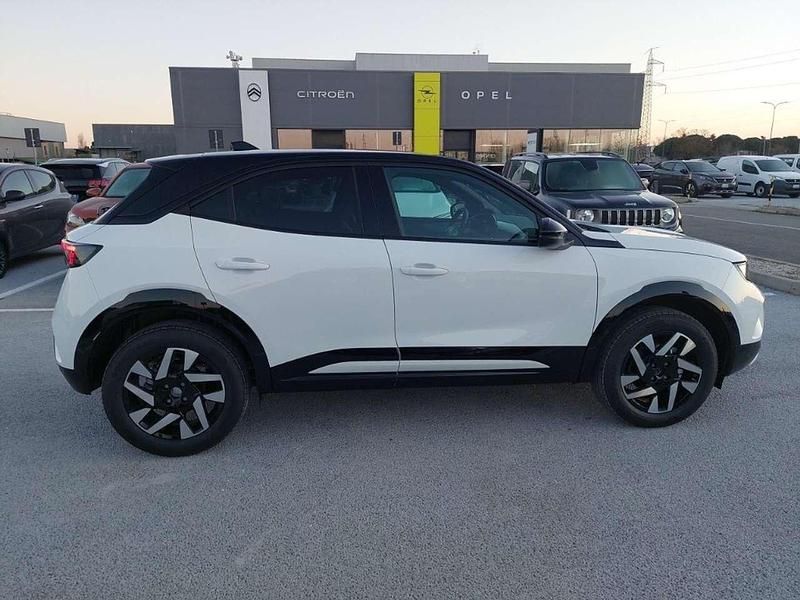 Usata Opel Mokka 136 CV (100 kW) 2025 Arktis white SUV