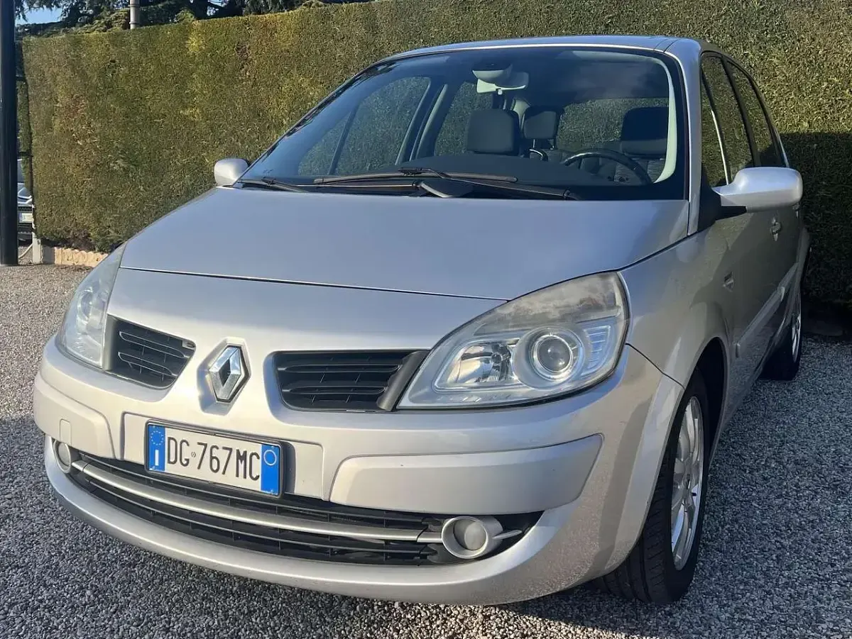 Usata Renault Scenic E-Tech Dynamique 106 CV (77 kW) 2007 Argento Monovolume