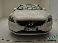 Usata Volvo V40 Momentum 120 CV (88 kW) 2016 Bianco Utilitaria