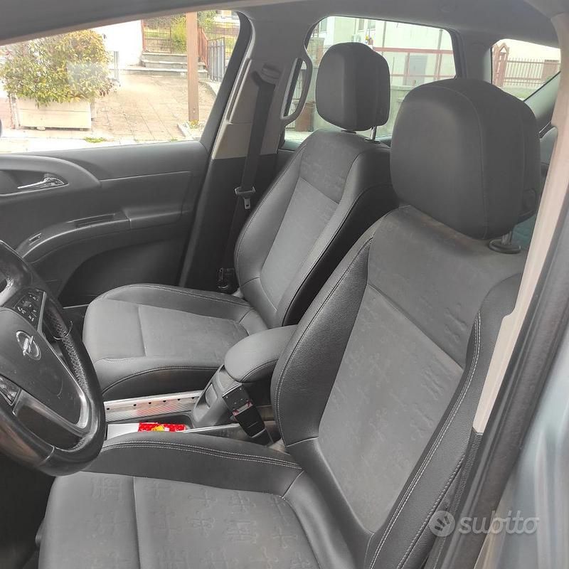 Usata Opel Meriva 75 CV (55 kW) 2011 Grigio Monovolume