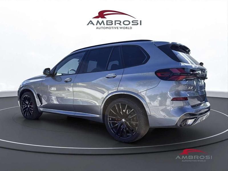 Nuova BMW X5 Comfort Edition 286 CV (210 kW) 2025 Grigio SUV