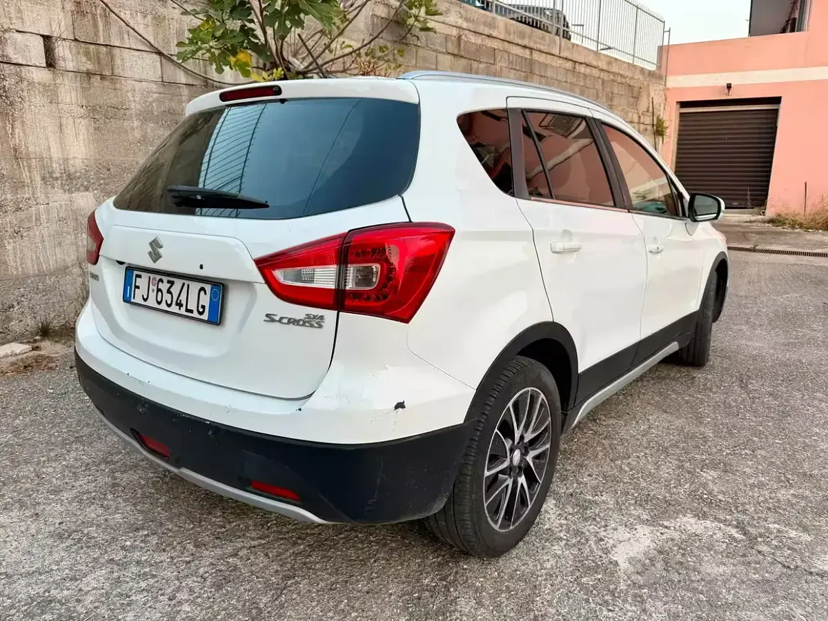 Usata Suzuki SX4 S-Cross 120 CV (88 kW) 2017 Bianco SUV