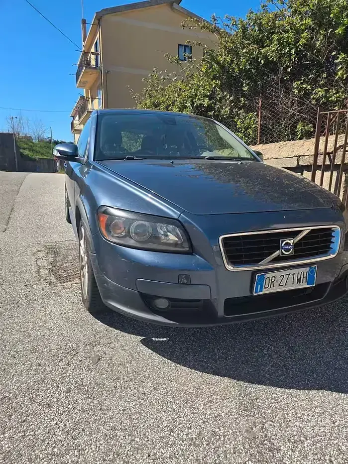 Usata Volvo C30 109 CV (80 kW) 2008 Bluazzurro Utilitaria