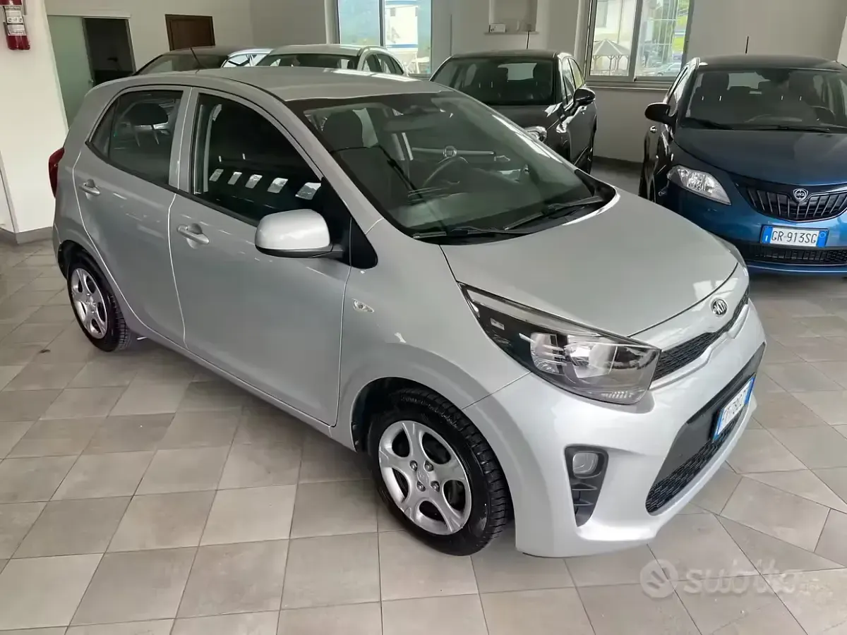 Usata Kia Picanto Active 67 CV (49 kW) 2019 Grigio Utilitaria