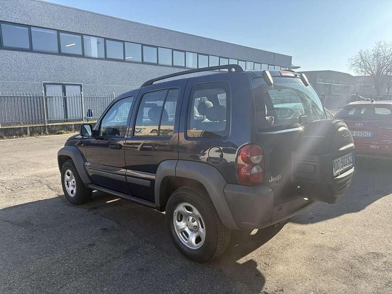 Usata Jeep Cherokee Sport 163 CV (119 kW) 2006 Other SUV