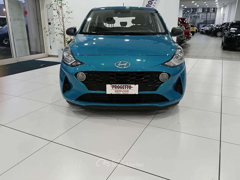 Usata Hyundai i10 67 CV (49 kW) 2021 Blu/azzurro Utilitaria