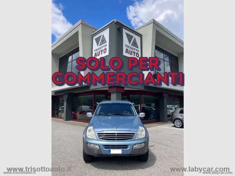 Blu/azzurro Usata 2005 Ssangyong Rexton SUV | 1800 € (Super prezzo) - Immagine 1/4