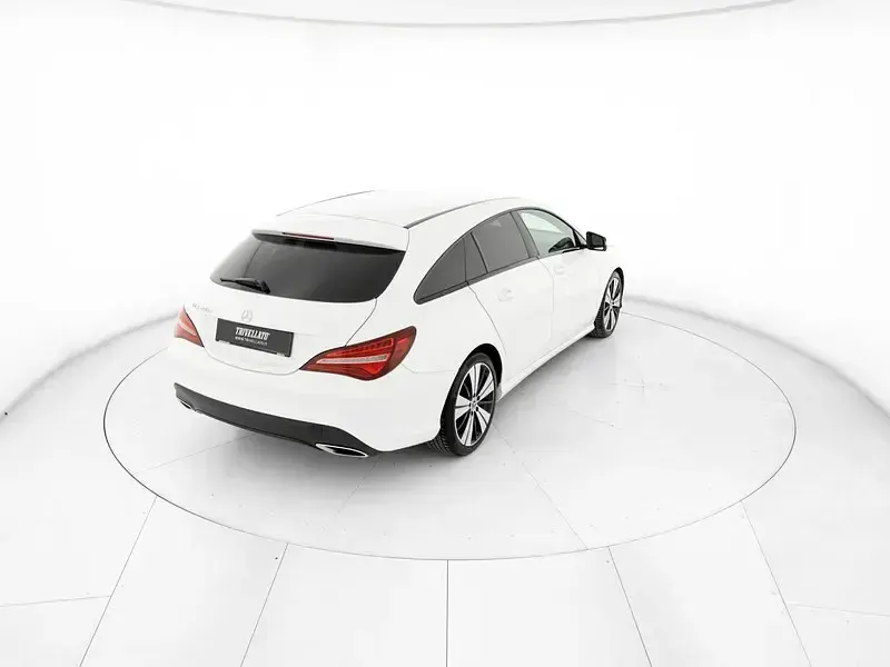 Usata Mercedes CLA200 Shooting Brake 136 CV (100 kW) 2019 Bianco Station wagon