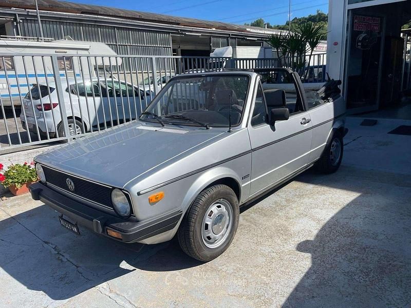 Usata VW Golf Cabriolet 50 CV (36 kW) 1983 Grigio Cabrio