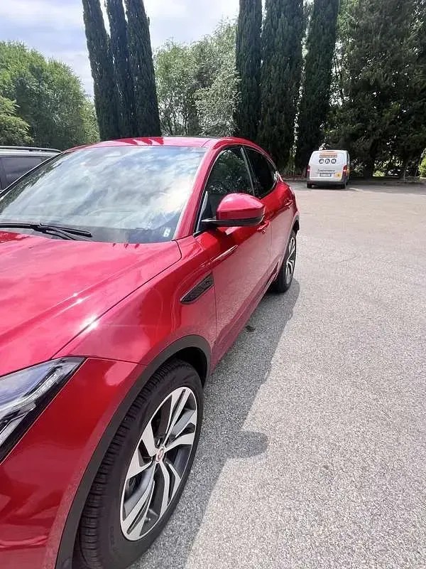 Usata Jaguar E-Pace R-Dynamic 200 CV (147 kW) 2021 Rosso SUV