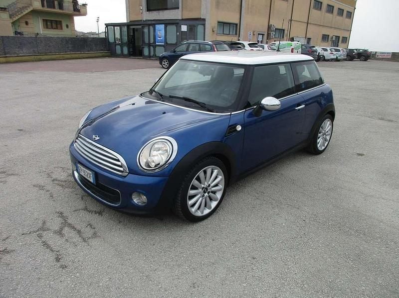 Usata Mini One D 90 CV (66 kW) 2013 Blu/azzurro Utilitaria