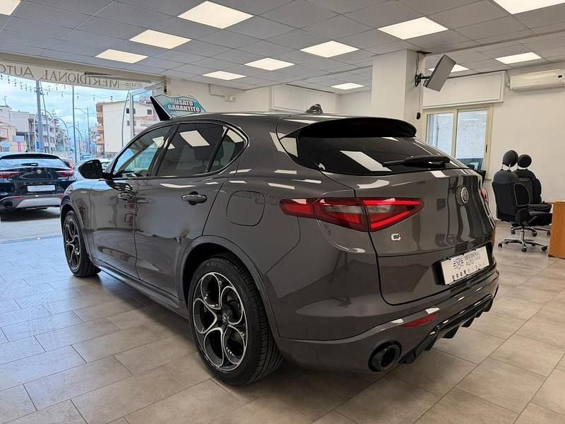 Usata Alfa Romeo Stelvio Veloce 210 CV (154 kW) 2022 Grigio SUV