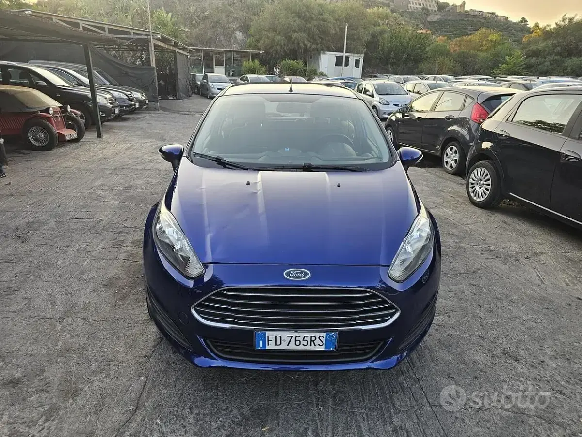Usata Ford Fiesta S 95 CV (69 kW) 2017 Bluazzurro Utilitaria