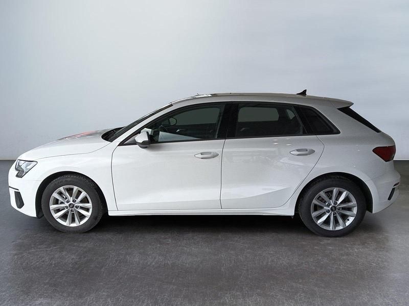 Usata Audi A3 Sportback Business 110 CV (80 kW) 2023 Bianco Utilitaria