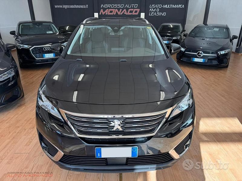 Usata Peugeot 5008 Allure 131 CV (96 kW) 2019 Nero SUV