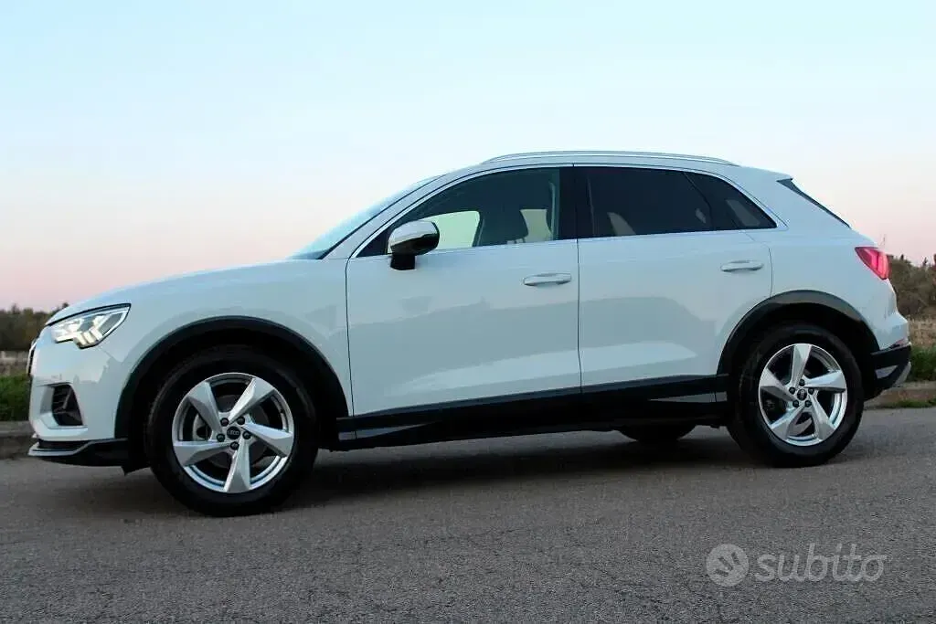 Usata Audi Q3 Ambiente 150 CV (110 kW) 2022 Bianco SUV