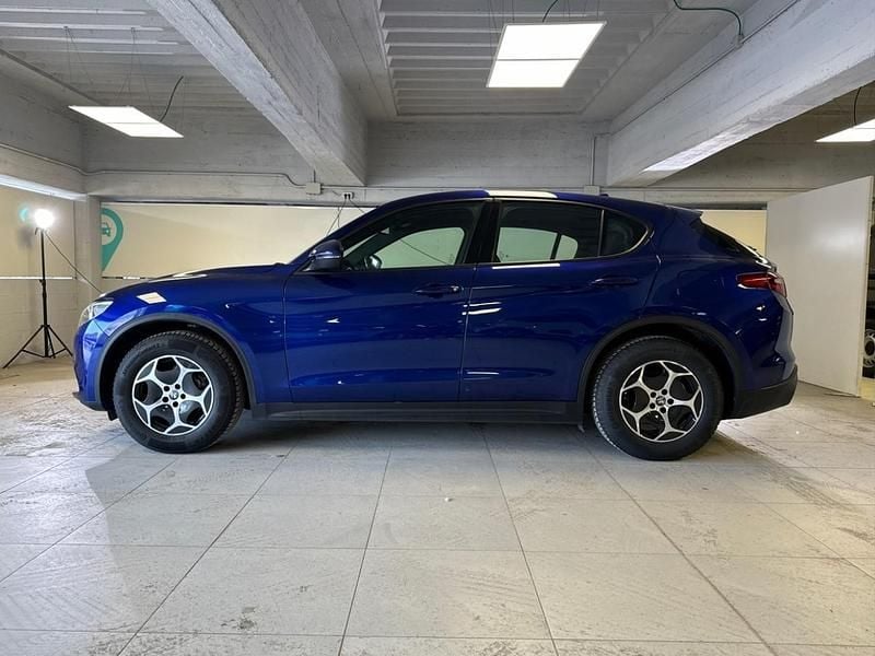 Usata Alfa Romeo Stelvio Super 190 CV (139 kW) 2022 Blu SUV