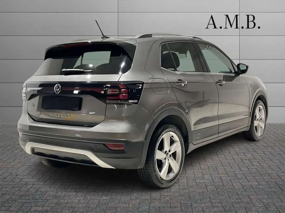 Usata VW T-Cross Style 95 CV (69 kW) 2020 Grigio SUV