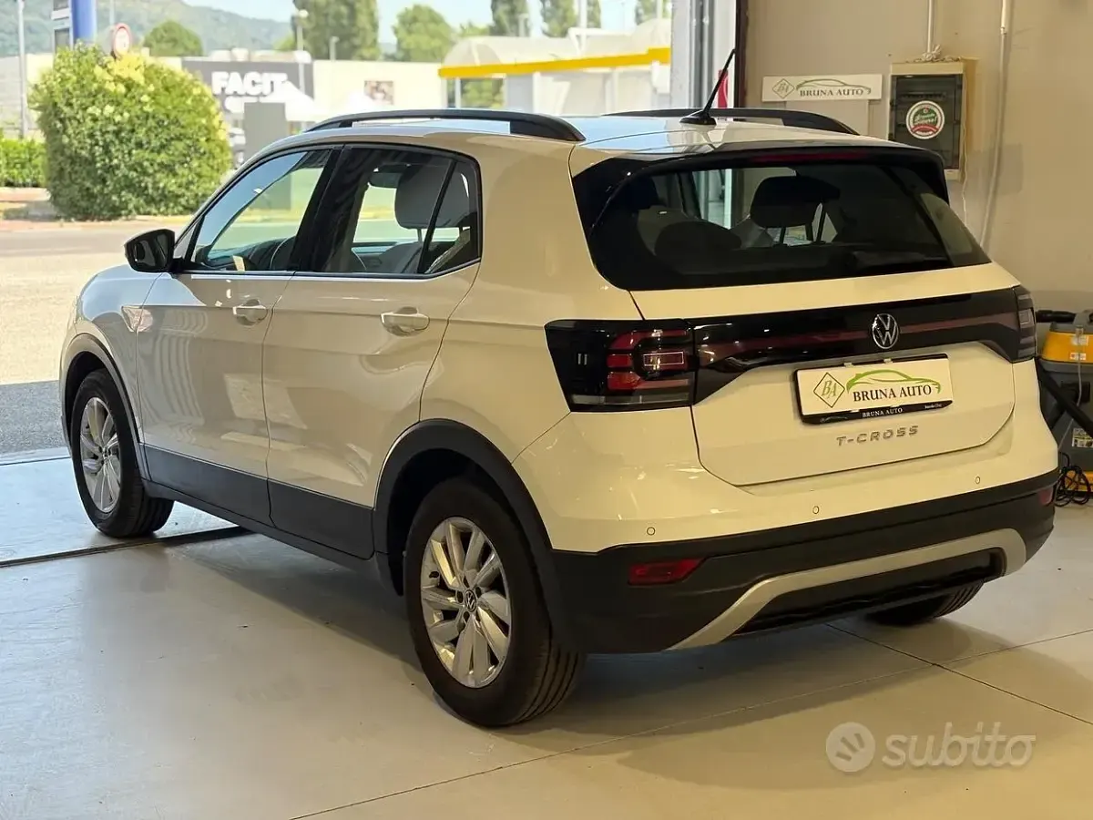 Usata VW T-Cross Style 110 CV (80 kW) 2022 Bianco SUV
