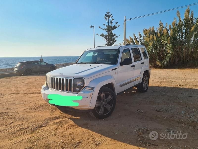 Occasion Jeep Cherokee 200 ch (147 kW) 2013 Blanc SUV