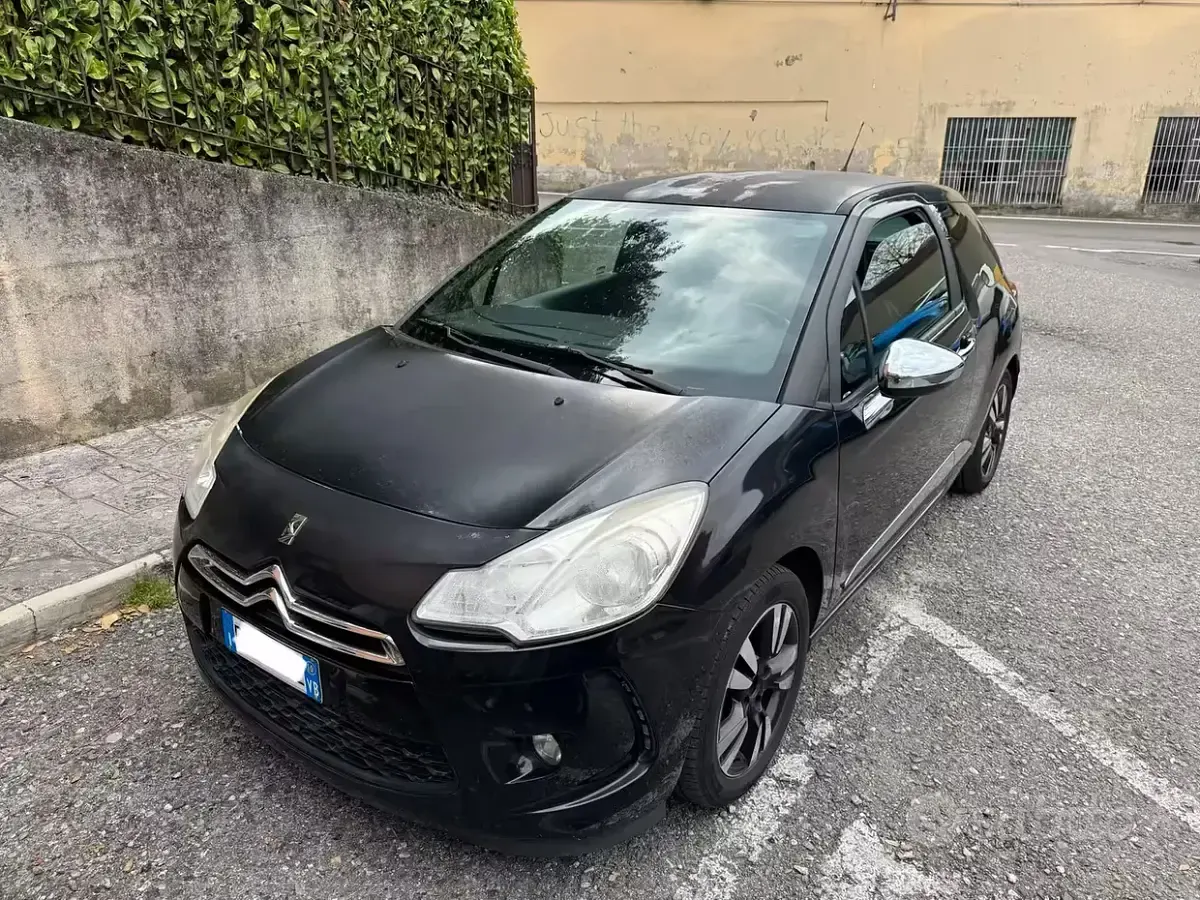 Occasion Citroën DS3 So Chic 90 ch (66 kW) 2010 Noir Citadine