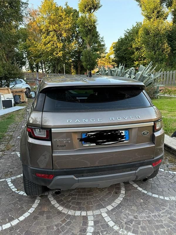 Usata Land Rover Range Rover evoque 180 CV (132 kW) 2016 Marrone SUV