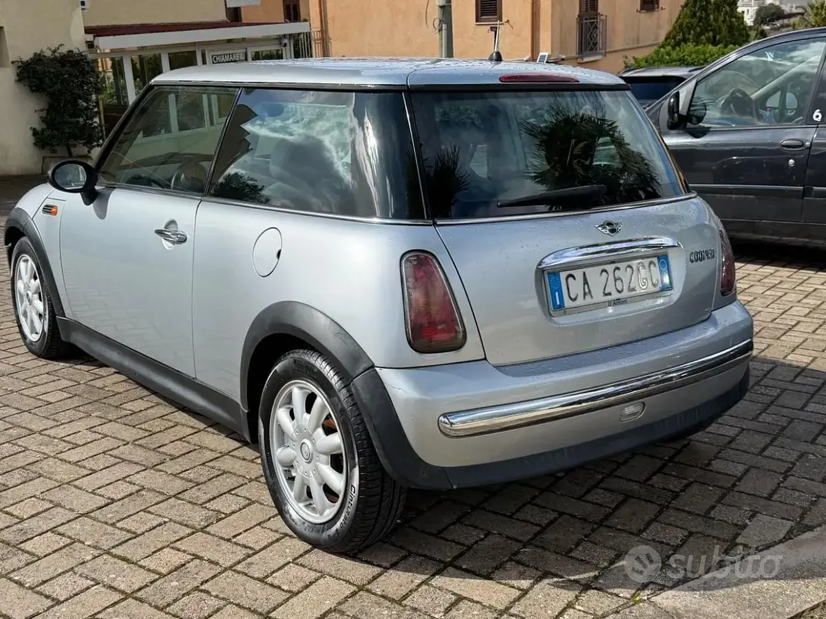 Usata Mini One D 75 CV (55 kW) 2003 Grigio Utilitaria