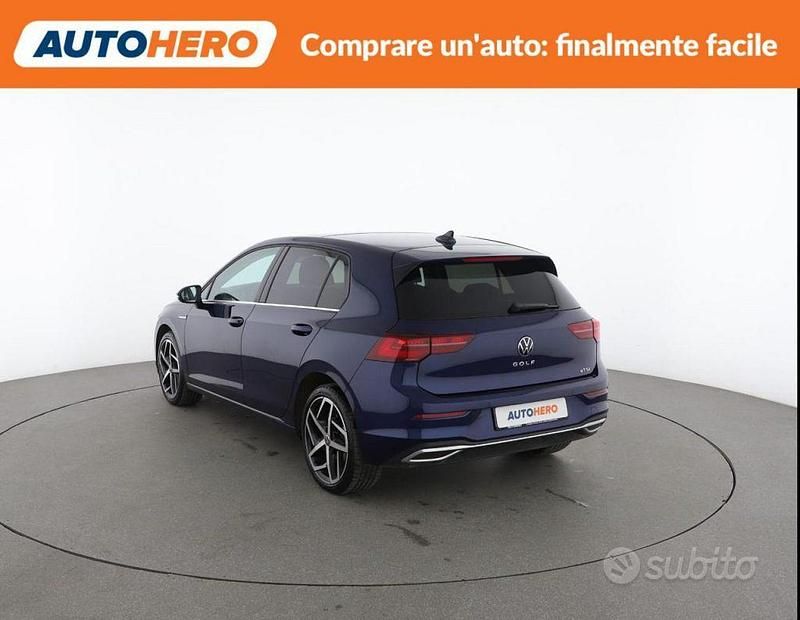 Usata VW Golf VIII 130 CV (95 kW) 2023 Blu Berlina