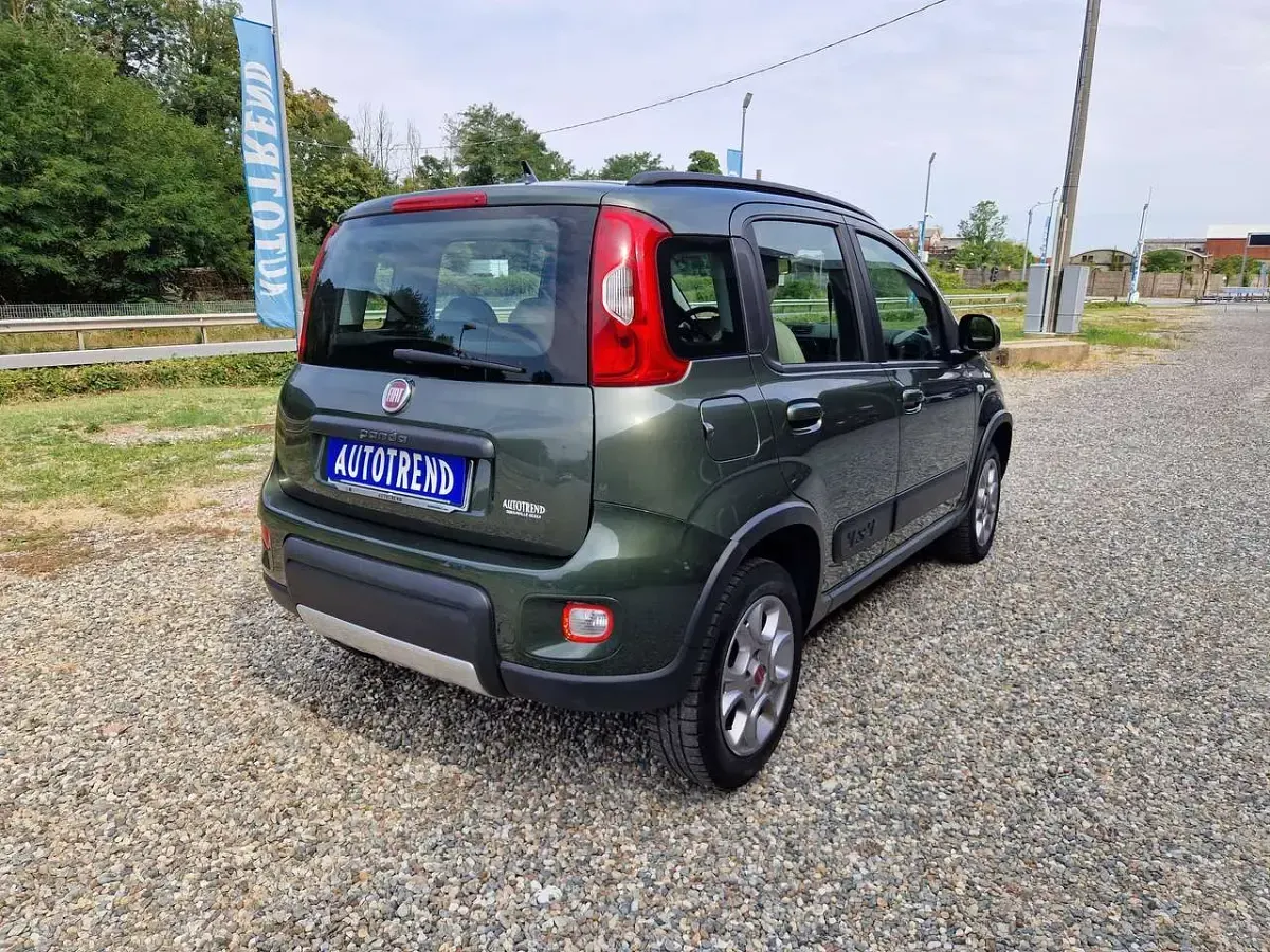 Usata Fiat Panda 4x4 86 CV (63 kW) 2014 Verde Utilitaria