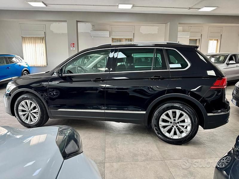 Usata VW Tiguan Life 150 CV (110 kW) 2022 Nero SUV